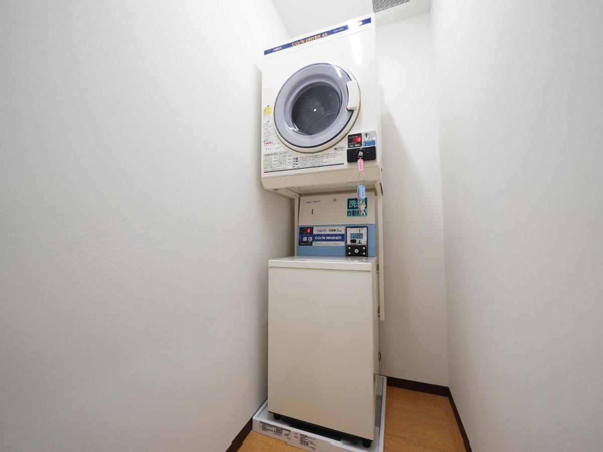Wellcabin Tenjin - Male Only Fukuoka  Ngoại thất bức ảnh